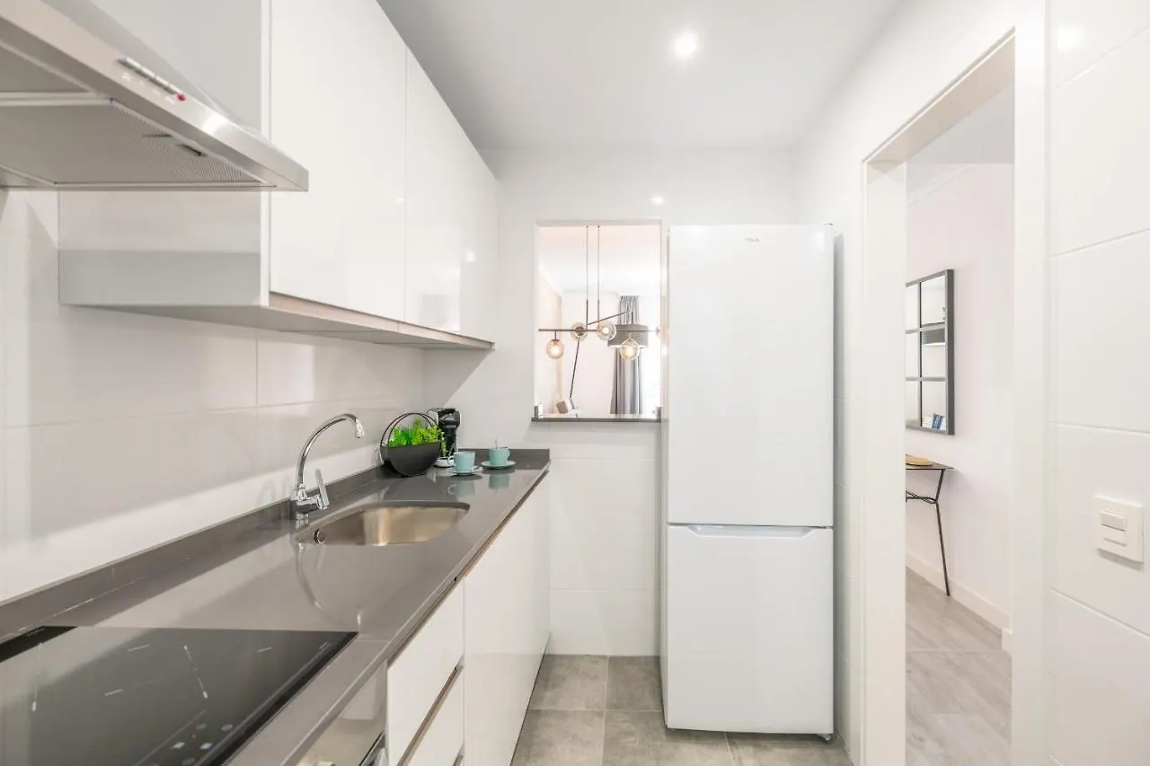 Princesas Flat, Luxury Apartament Near Beach&Metro Free Parking Málaga 0*,  Spanje
